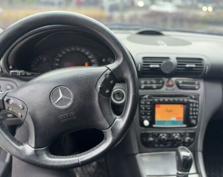 Фиолетовый Мерседес Ц-Класс, объемом двигателя 2.7 л и пробегом 290 тыс. км за 4600 $, фото 21 на Automoto.ua