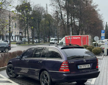 Фиолетовый Мерседес Ц-Класс, объемом двигателя 2.7 л и пробегом 320 тыс. км за 4600 $, фото 14 на Automoto.ua