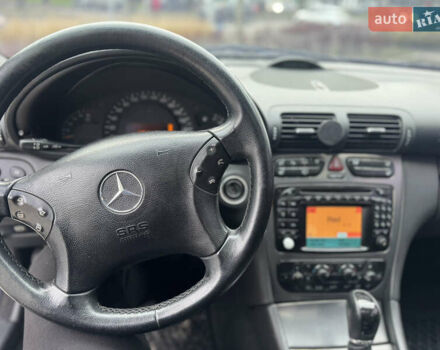 Фиолетовый Мерседес Ц-Класс, объемом двигателя 2.7 л и пробегом 320 тыс. км за 4600 $, фото 21 на Automoto.ua