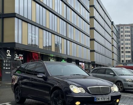 Фиолетовый Мерседес Ц-Класс, объемом двигателя 2.7 л и пробегом 290 тыс. км за 4600 $, фото 7 на Automoto.ua