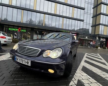 Фиолетовый Мерседес Ц-Класс, объемом двигателя 2.7 л и пробегом 290 тыс. км за 4600 $, фото 5 на Automoto.ua