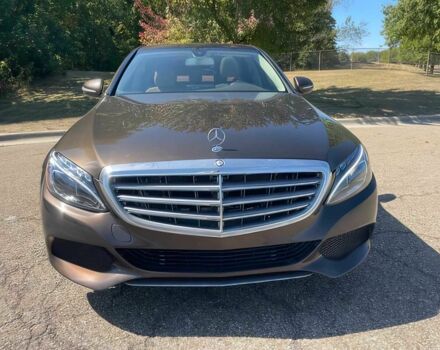 Коричневий Мерседес Ц-Клас, об'ємом двигуна 2 л та пробігом 80 тис. км за 7400 $, фото 1 на Automoto.ua