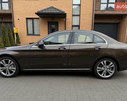 Коричневый Мерседес Ц-Класс, объемом двигателя 1.99 л и пробегом 165 тыс. км за 25700 $, фото 8 на Automoto.ua