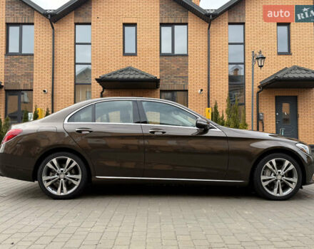 Коричневый Мерседес Ц-Класс, объемом двигателя 1.99 л и пробегом 165 тыс. км за 25700 $, фото 14 на Automoto.ua