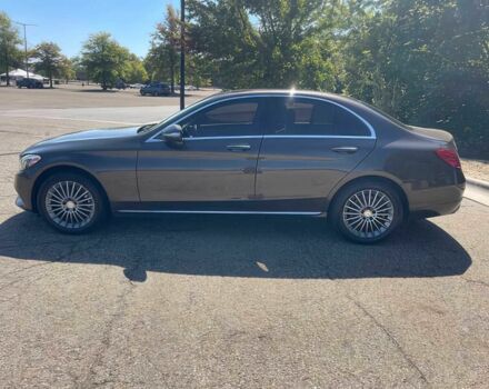 Коричневий Мерседес Ц-Клас, об'ємом двигуна 2 л та пробігом 80 тис. км за 7400 $, фото 3 на Automoto.ua