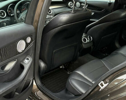 Коричневый Мерседес Ц-Класс, объемом двигателя 1.99 л и пробегом 165 тыс. км за 25700 $, фото 27 на Automoto.ua