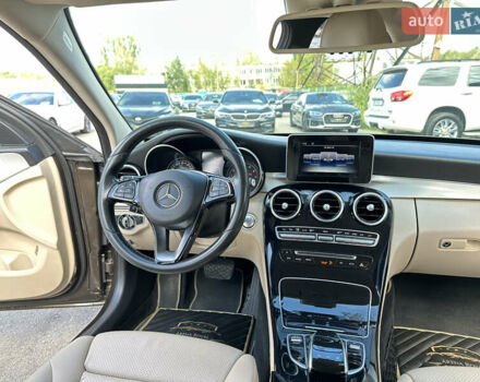 Коричневий Мерседес Ц-Клас, об'ємом двигуна 1.99 л та пробігом 130 тис. км за 19900 $, фото 19 на Automoto.ua