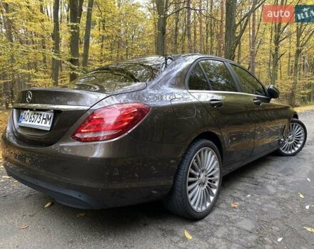 Коричневый Мерседес Ц-Класс, объемом двигателя 2.2 л и пробегом 180 тыс. км за 27300 $, фото 12 на Automoto.ua