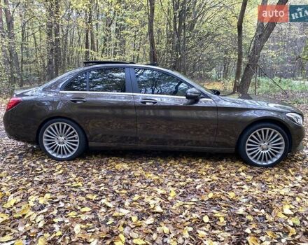 Коричневый Мерседес Ц-Класс, объемом двигателя 2.2 л и пробегом 180 тыс. км за 27300 $, фото 25 на Automoto.ua