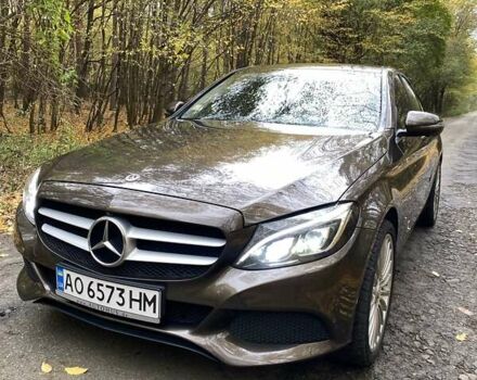 Коричневый Мерседес Ц-Класс, объемом двигателя 2.2 л и пробегом 180 тыс. км за 27300 $, фото 2 на Automoto.ua