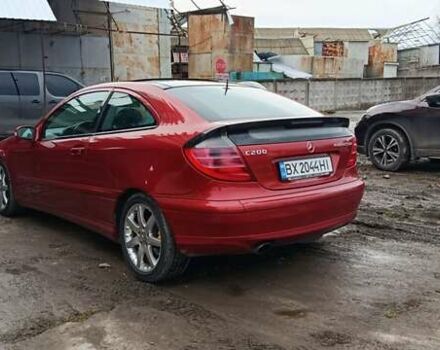 Червоний Мерседес Ц-Клас, об'ємом двигуна 2 л та пробігом 243 тис. км за 3700 $, фото 3 на Automoto.ua