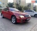 Красный Мерседес Ц-Класс, объемом двигателя 1.8 л и пробегом 222 тыс. км за 6500 $, фото 3 на Automoto.ua