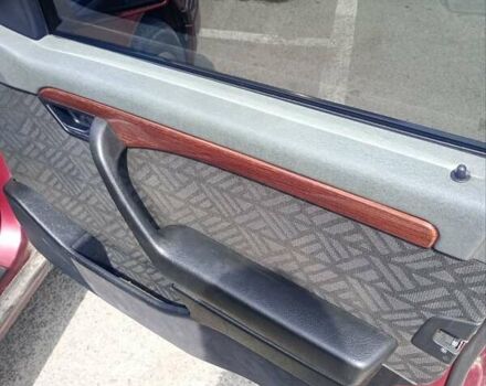 Червоний Мерседес Ц-Клас, об'ємом двигуна 1.8 л та пробігом 340 тис. км за 2000 $, фото 7 на Automoto.ua