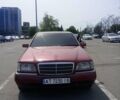 Червоний Мерседес Ц-Клас, об'ємом двигуна 1.8 л та пробігом 340 тис. км за 2000 $, фото 1 на Automoto.ua