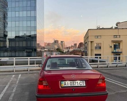 Червоний Мерседес Ц-Клас, об'ємом двигуна 1.8 л та пробігом 448 тис. км за 2200 $, фото 2 на Automoto.ua