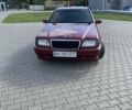 Красный Мерседес Ц-Класс, объемом двигателя 2.8 л и пробегом 200 тыс. км за 5500 $, фото 1 на Automoto.ua