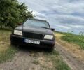 Красный Мерседес Ц-Класс, объемом двигателя 1.8 л и пробегом 387 тыс. км за 2506 $, фото 1 на Automoto.ua