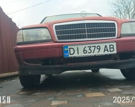 Красный Мерседес Ц-Класс, объемом двигателя 1.8 л и пробегом 233 тыс. км за 2500 $, фото 1 на Automoto.ua