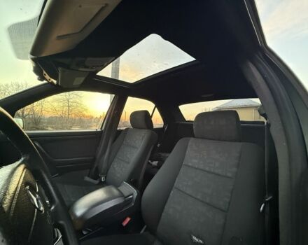 Червоний Мерседес Ц-Клас, об'ємом двигуна 2 л та пробігом 370 тис. км за 2600 $, фото 10 на Automoto.ua