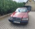 Красный Мерседес Ц-Класс, объемом двигателя 1.8 л и пробегом 2 тыс. км за 2000 $, фото 1 на Automoto.ua
