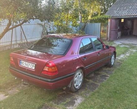 Червоний Мерседес Ц-Клас, об'ємом двигуна 2 л та пробігом 340 тис. км за 3000 $, фото 7 на Automoto.ua