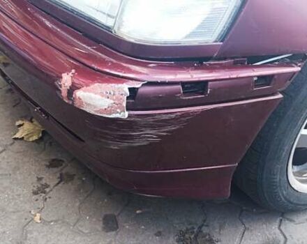 Червоний Мерседес Ц-Клас, об'ємом двигуна 1.8 л та пробігом 385 тис. км за 2300 $, фото 1 на Automoto.ua