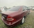 Красный Мерседес Ц-Класс, объемом двигателя 2 л и пробегом 233 тыс. км за 4700 $, фото 2 на Automoto.ua