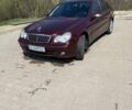 Червоний Мерседес Ц-Клас, об'ємом двигуна 1.8 л та пробігом 380 тис. км за 6500 $, фото 1 на Automoto.ua