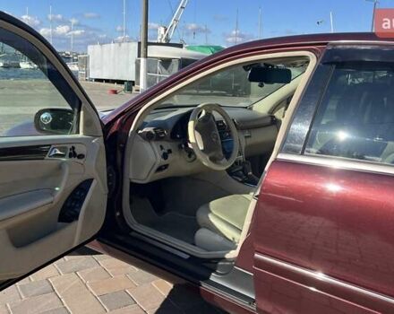 Червоний Мерседес Ц-Клас, об'ємом двигуна 3 л та пробігом 190 тис. км за 8000 $, фото 12 на Automoto.ua