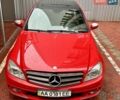 Червоний Мерседес Ц-Клас, об'ємом двигуна 2 л та пробігом 157 тис. км за 8700 $, фото 1 на Automoto.ua