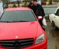 Красный Мерседес Ц-Класс, объемом двигателя 30 л и пробегом 280 тыс. км за 5500 $, фото 6 на Automoto.ua