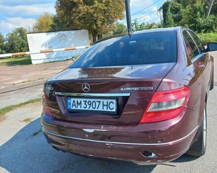 Красный Мерседес Ц-Класс, объемом двигателя 1.8 л и пробегом 192 тыс. км за 7200 $, фото 19 на Automoto.ua