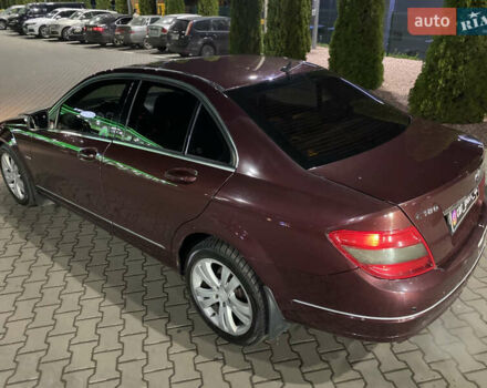 Червоний Мерседес Ц-Клас, об'ємом двигуна 1.8 л та пробігом 193 тис. км за 6999 $, фото 13 на Automoto.ua