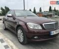 Красный Мерседес Ц-Класс, объемом двигателя 3 л и пробегом 105 тыс. км за 12000 $, фото 3 на Automoto.ua
