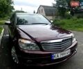 Червоний Мерседес Ц-Клас, об'ємом двигуна 3 л та пробігом 107 тис. км за 11500 $, фото 3 на Automoto.ua