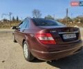 Красный Мерседес Ц-Класс, объемом двигателя 1.8 л и пробегом 326 тыс. км за 8000 $, фото 7 на Automoto.ua