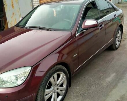 Красный Мерседес Ц-Класс, объемом двигателя 1.8 л и пробегом 192 тыс. км за 7200 $, фото 3 на Automoto.ua