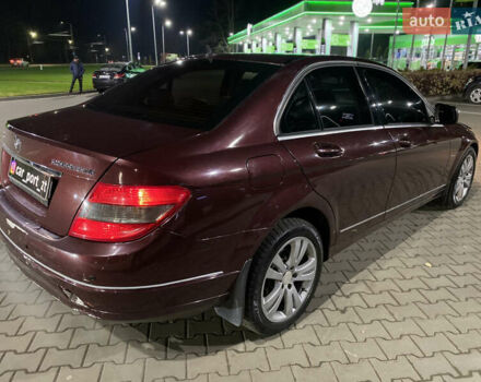 Червоний Мерседес Ц-Клас, об'ємом двигуна 1.8 л та пробігом 193 тис. км за 6999 $, фото 12 на Automoto.ua