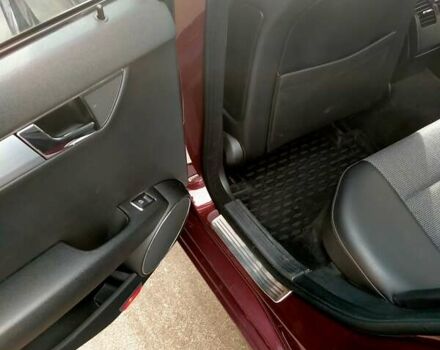 Красный Мерседес Ц-Класс, объемом двигателя 1.8 л и пробегом 192 тыс. км за 7200 $, фото 11 на Automoto.ua