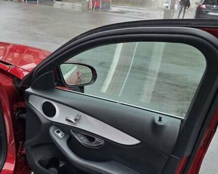 Красный Мерседес Ц-Класс, объемом двигателя 1.99 л и пробегом 92 тыс. км за 15000 $, фото 7 на Automoto.ua