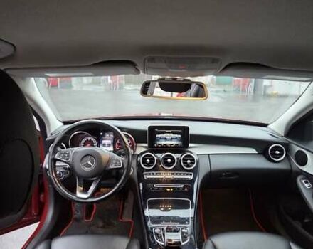 Красный Мерседес Ц-Класс, объемом двигателя 1.99 л и пробегом 92 тыс. км за 15000 $, фото 10 на Automoto.ua