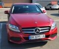 Красный Мерседес Ц-Класс, объемом двигателя 1.99 л и пробегом 85 тыс. км за 17000 $, фото 1 на Automoto.ua