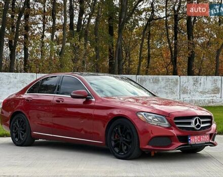Красный Мерседес Ц-Класс, объемом двигателя 2 л и пробегом 182 тыс. км за 15200 $, фото 2 на Automoto.ua