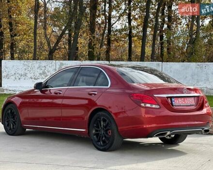 Красный Мерседес Ц-Класс, объемом двигателя 2 л и пробегом 182 тыс. км за 15200 $, фото 5 на Automoto.ua