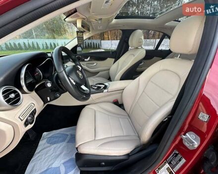 Красный Мерседес Ц-Класс, объемом двигателя 2 л и пробегом 182 тыс. км за 15200 $, фото 10 на Automoto.ua