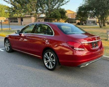 Красный Мерседес Ц-Класс, объемом двигателя 2 л и пробегом 70 тыс. км за 22600 $, фото 5 на Automoto.ua