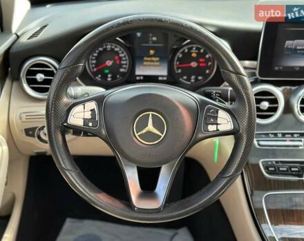 Красный Мерседес Ц-Класс, объемом двигателя 2 л и пробегом 182 тыс. км за 15900 $, фото 15 на Automoto.ua