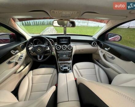 Красный Мерседес Ц-Класс, объемом двигателя 2 л и пробегом 182 тыс. км за 15900 $, фото 16 на Automoto.ua