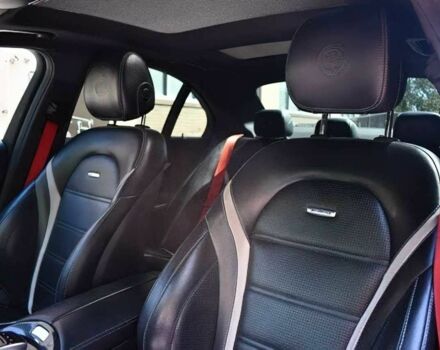 Червоний Мерседес Ц-Клас, об'ємом двигуна 4 л та пробігом 56 тис. км за 14200 $, фото 11 на Automoto.ua