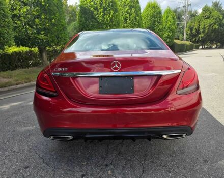 Красный Мерседес Ц-Класс, объемом двигателя 2 л и пробегом 31 тыс. км за 16900 $, фото 4 на Automoto.ua